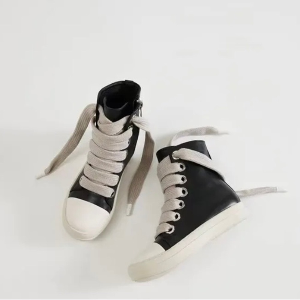 anonymouz_boutique iG thick laces up